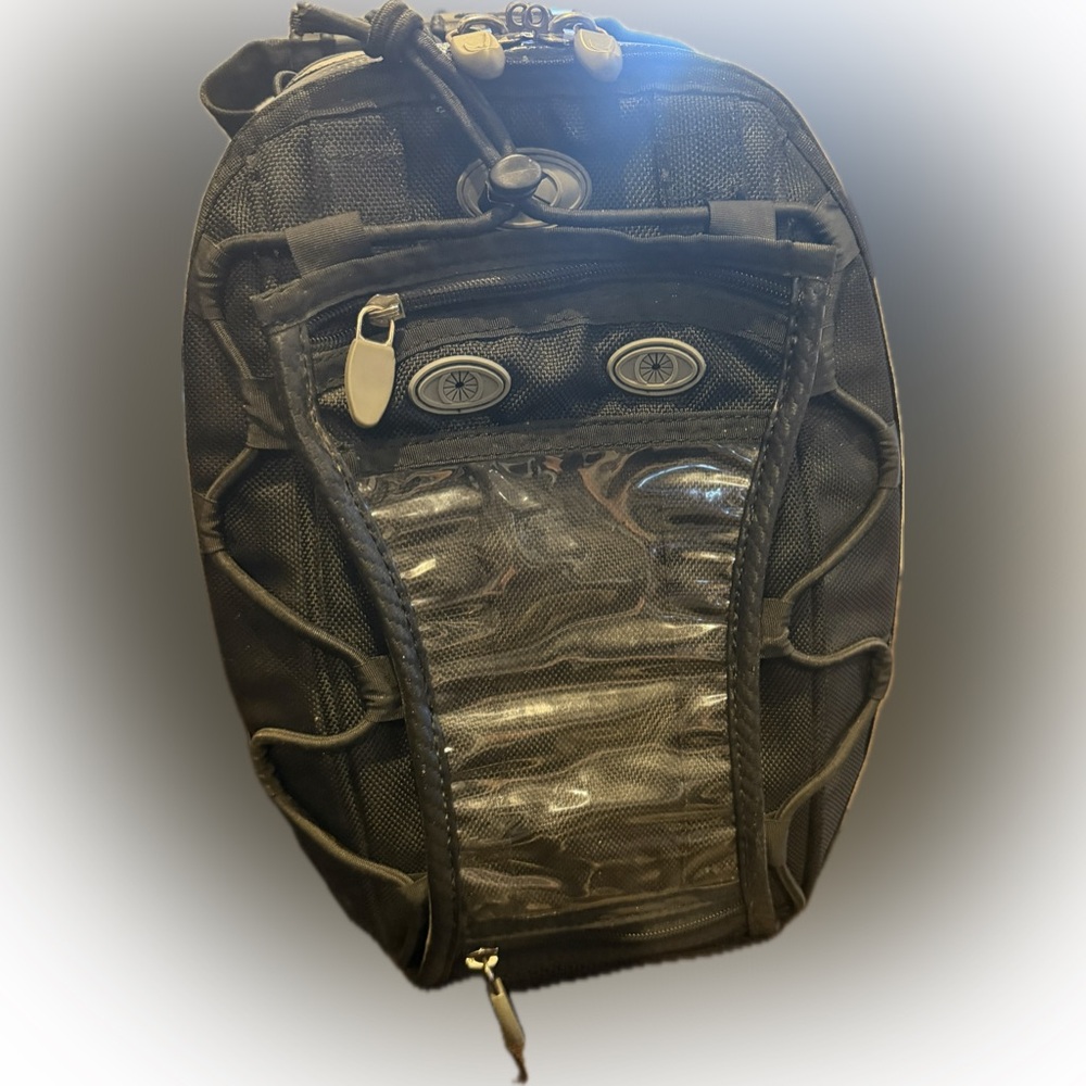 Dowco Fastrax Sport Luggage Series Black Magnetic Tank Bag